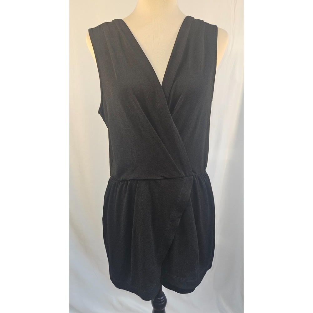 BCBG Paris Black Wrap Front Romper Sleeveless Chic Minimalist Resort Travel M